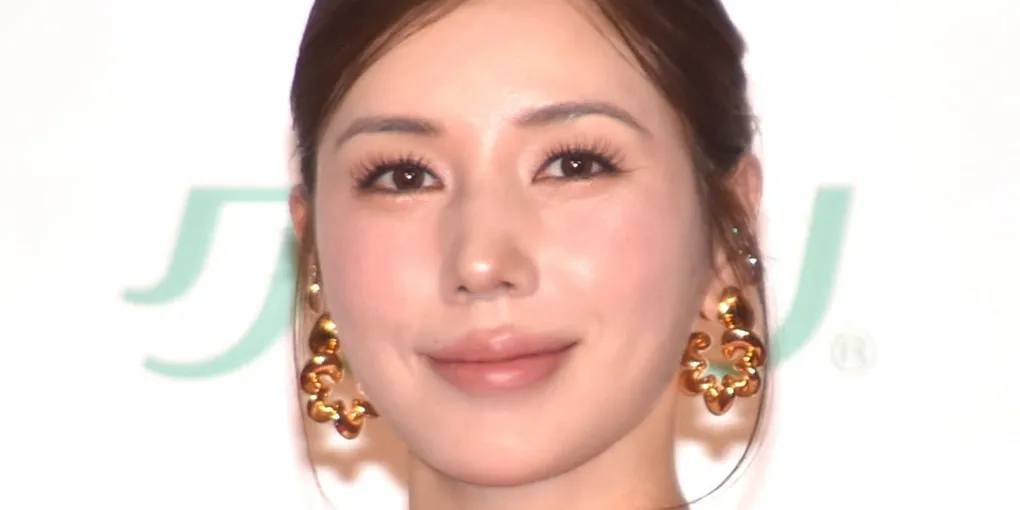 仲里依紗、容姿批判にキッパリ反論「公共の場にわざわざ書き込まないで」「今の時代、そんなの関係ない」